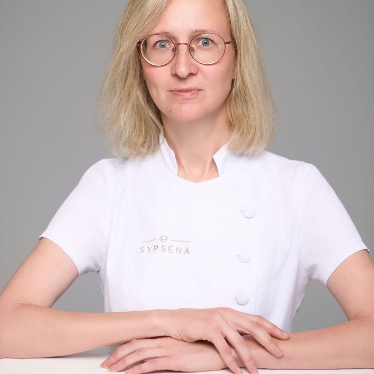 Akvilė Abraitytė Gyd. odontologė, šaknų kanalų gydymo specialistė