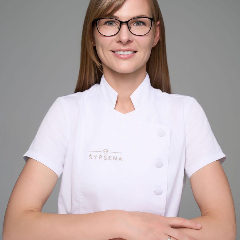 Edita Budrienė Protezuojanti gyd. odontologė, estetinio plombavimo specialistė