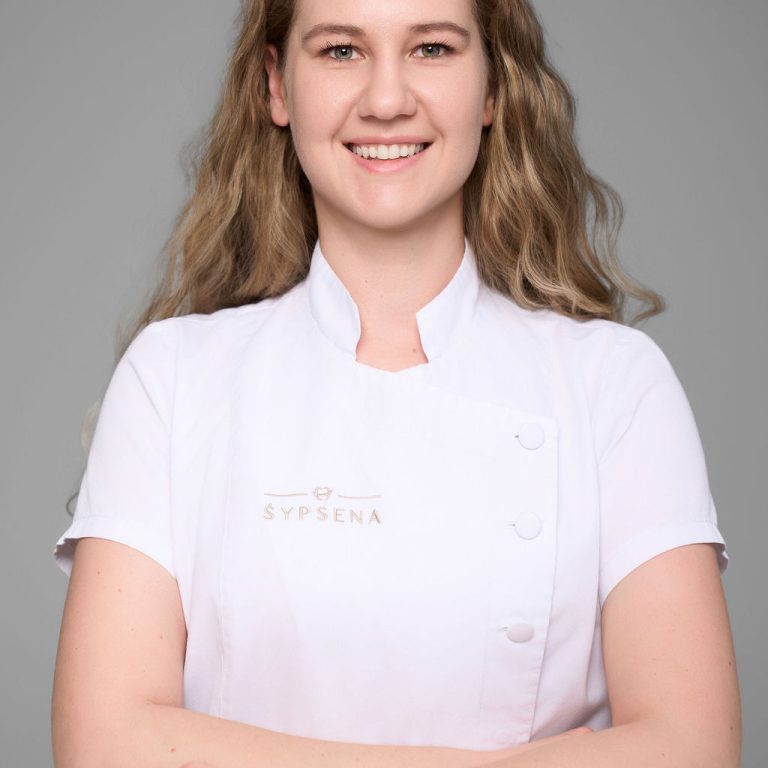 Greta Sakalauskaitė-Stanikūnė Protezuojanti gyd. odontologė